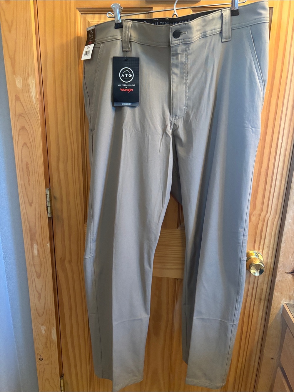 Wrangler ATG Men's Light Gray Chinos